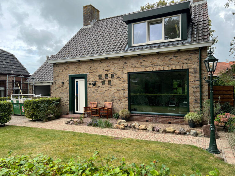 Kunststof kozijnen en voordeur begane grond Schoorl