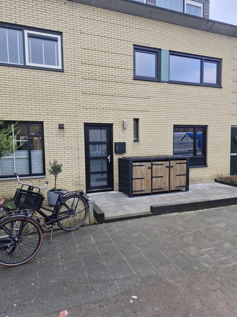 Kunststof kozijnen voorgevel Heerhugowaard zwart RAL 9005