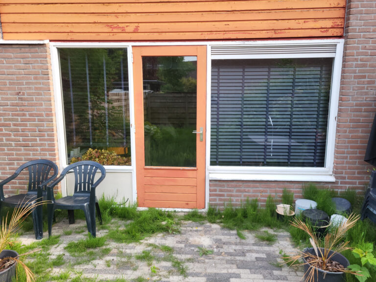 Oude houten kozijnen achtergevel Hoorn